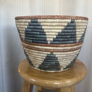 Very Old Navajo hand woven basket four corners area